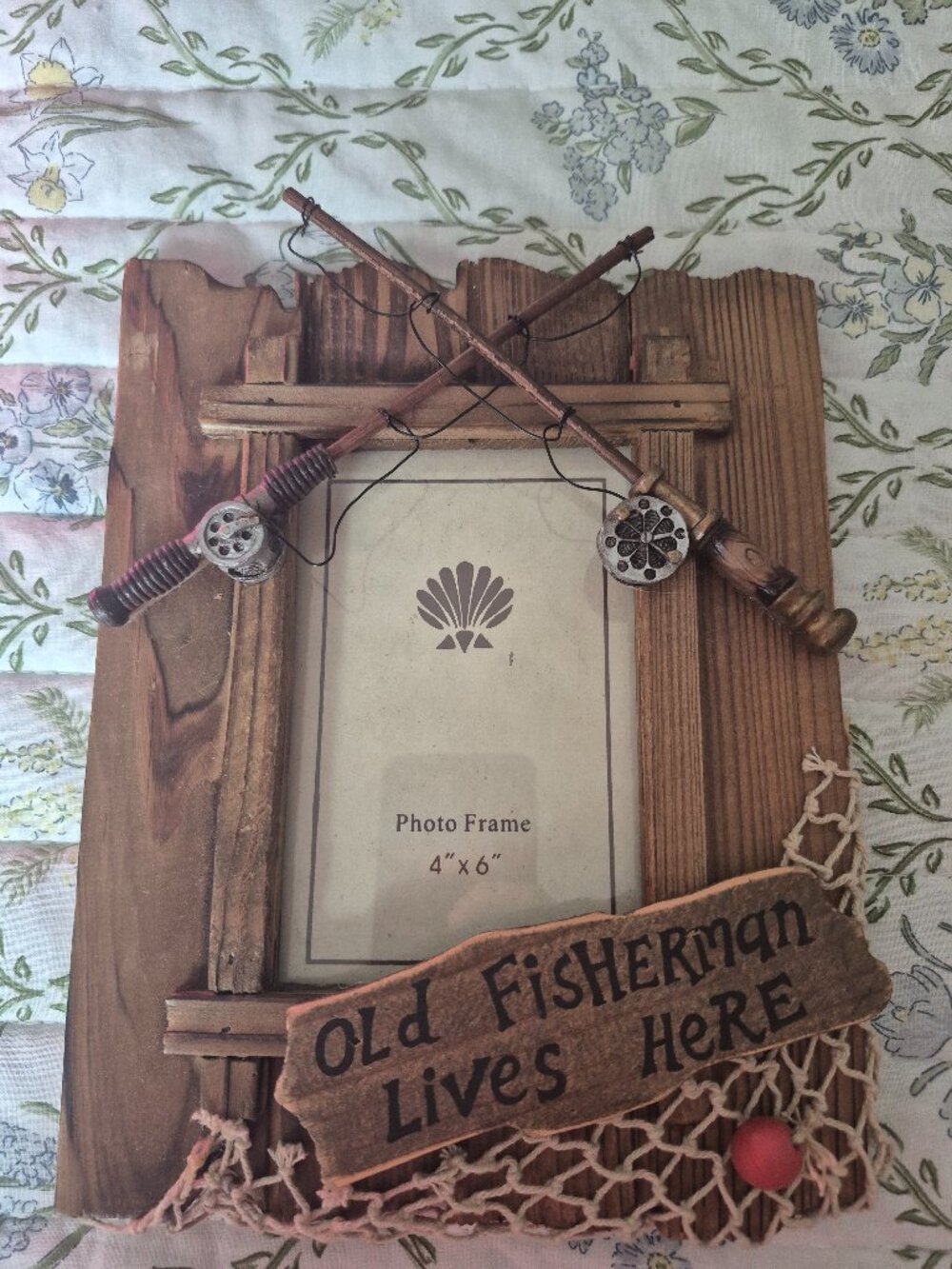 Fishing picture frame